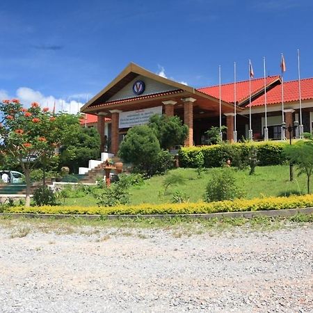 Vansana Plain Of Jars Hotel Muang Phônsavan Exterior foto