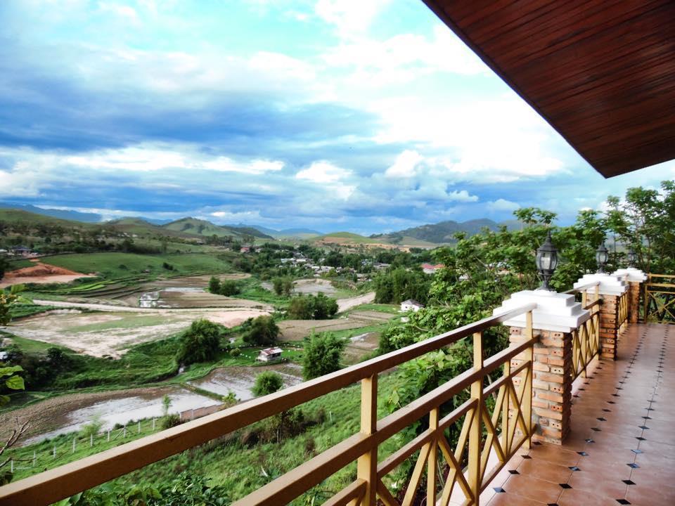 Vansana Plain Of Jars Hotel Muang Phônsavan Exterior foto